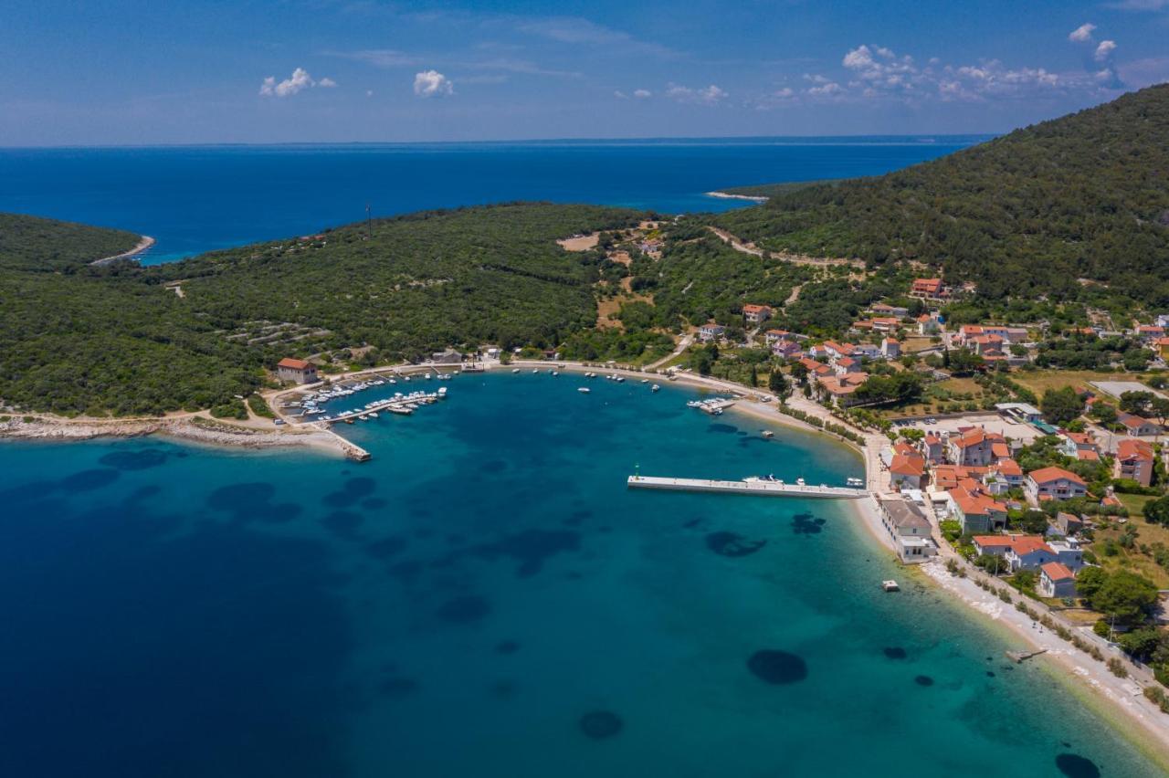 Apartmani Noris Martinšćica المظهر الخارجي الصورة